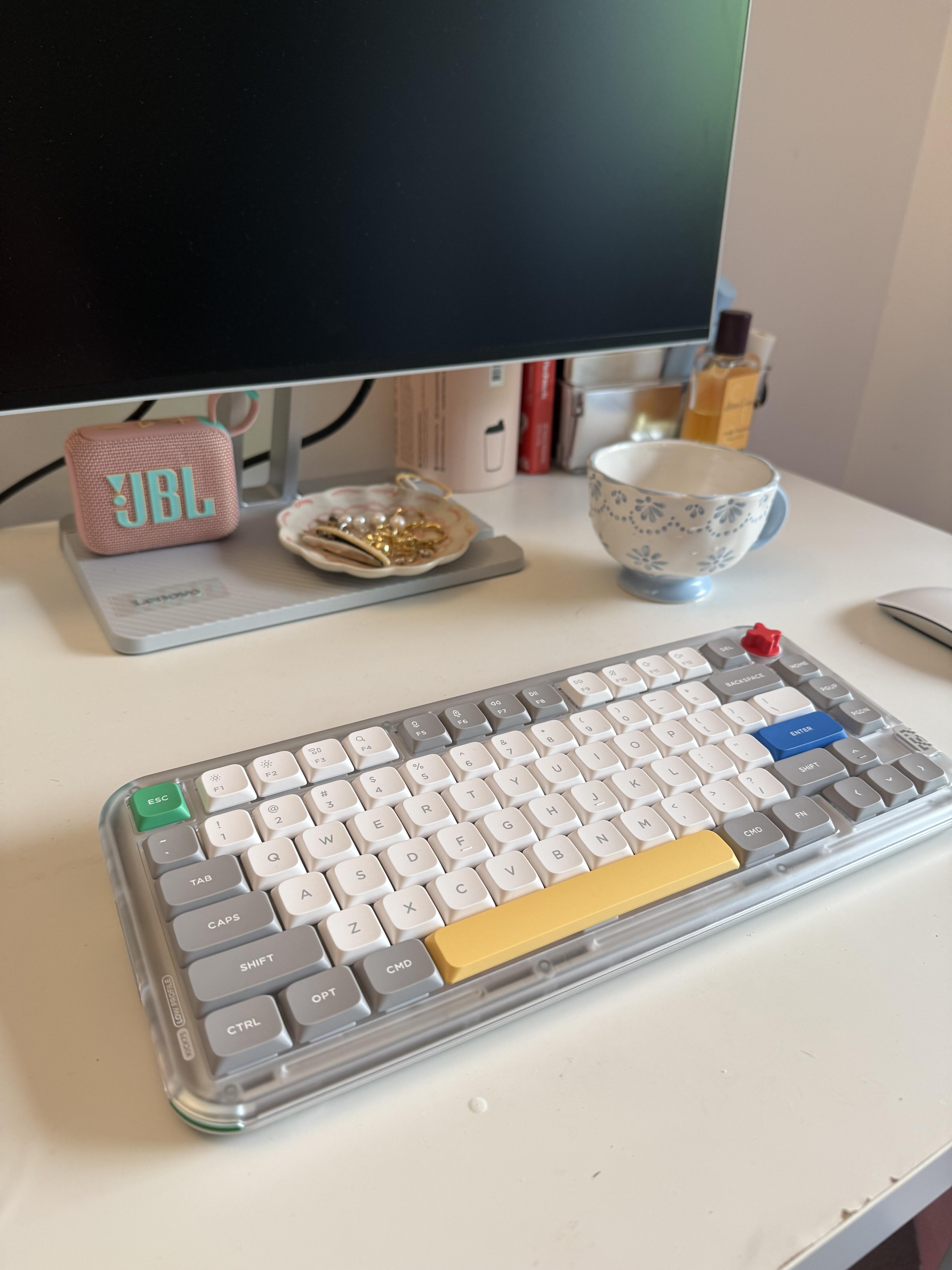 Nuphy Kick75 Transparent Keyboard Review: Why It’s Worth Buying