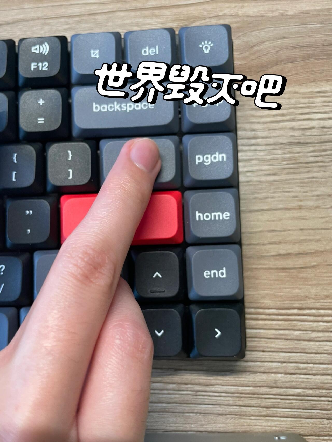 Anti-User Design Issues with 75% Keyboards Compared to Mac Magic Keyboard