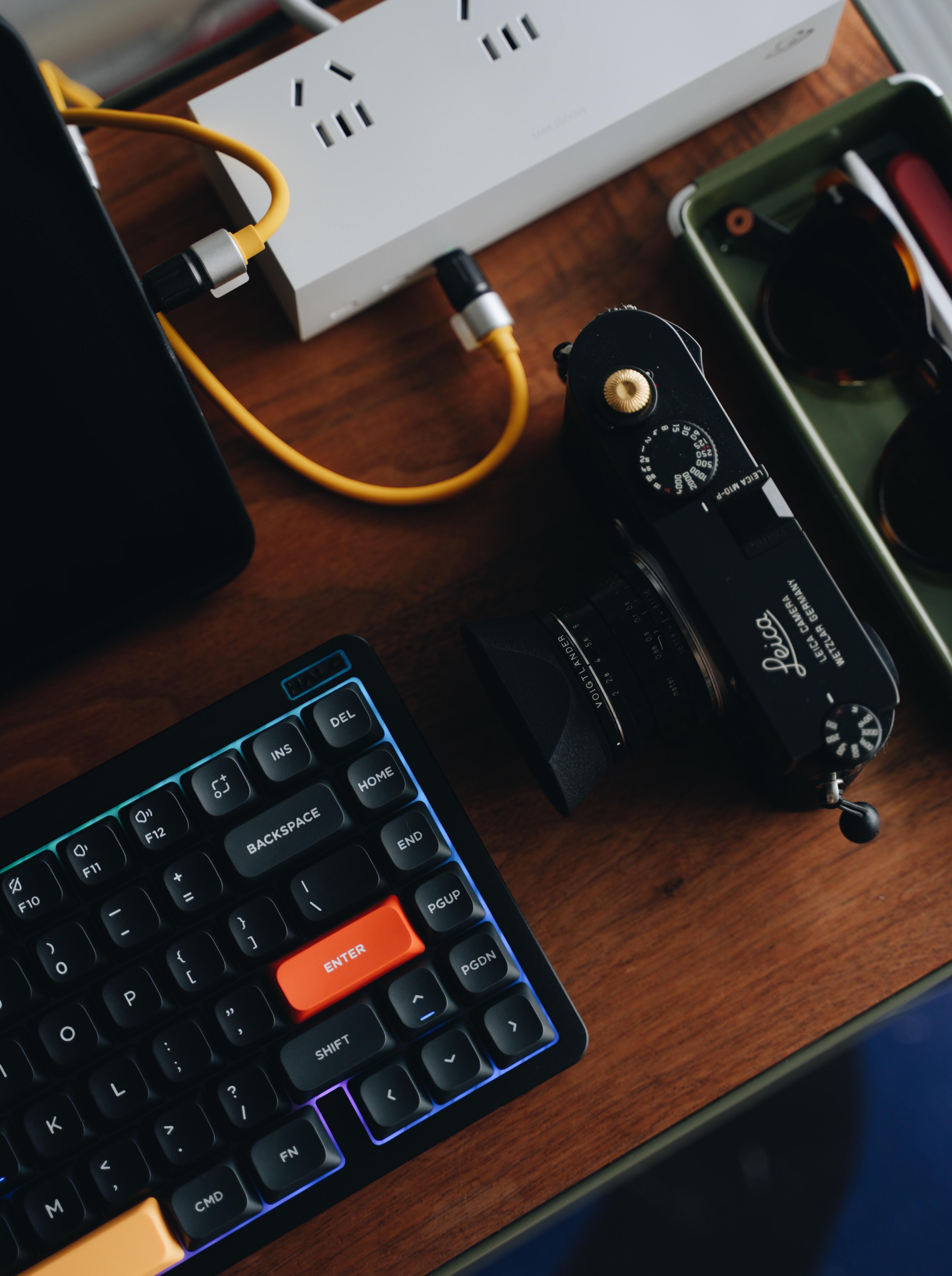 Nuphy 75 V2 Keyboard Review: Transform Your iPad Pro with Typewriter Feel