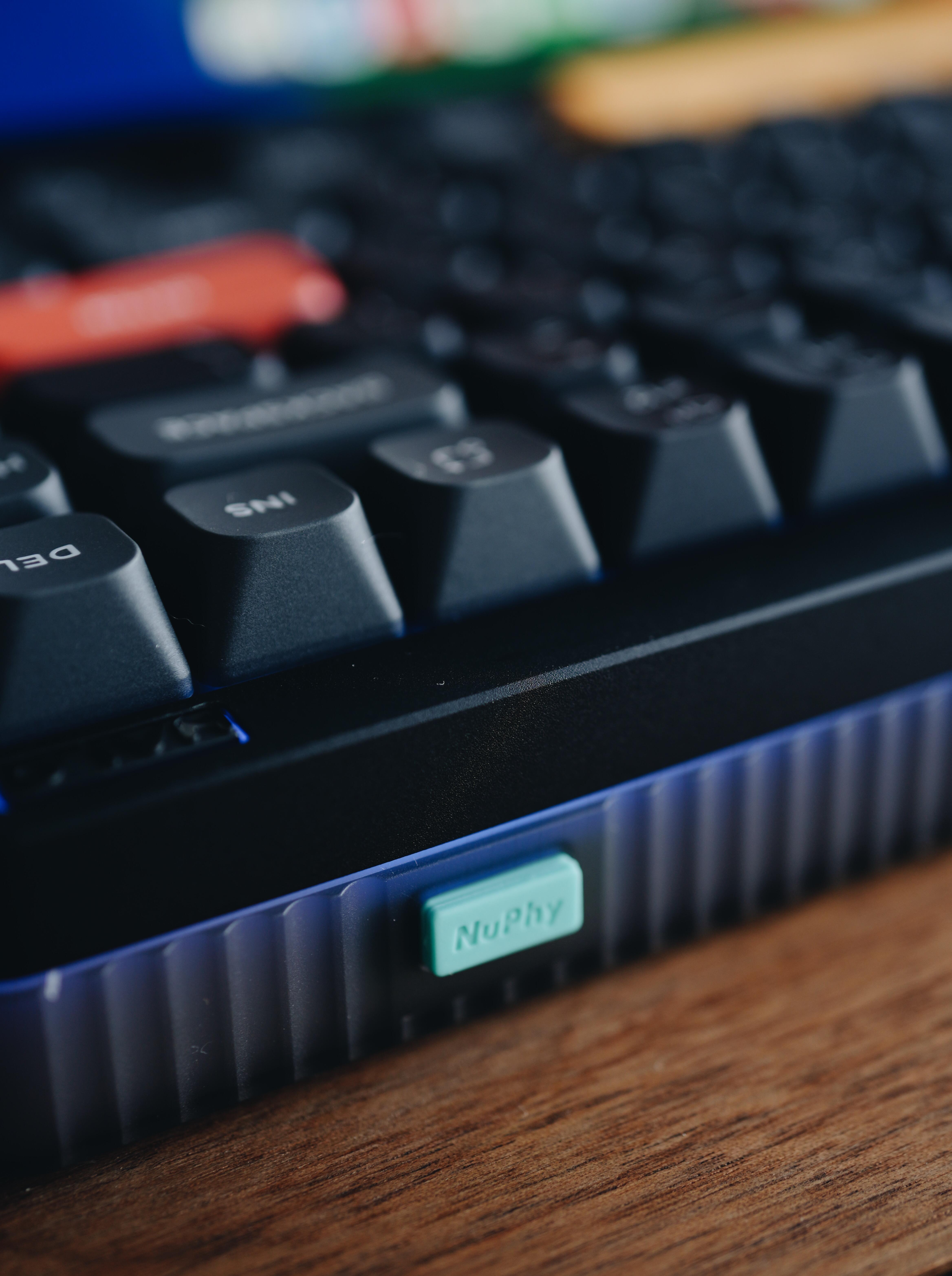 Nuphy 75 V2 Keyboard Review: Transform Your iPad Pro with Typewriter Feel