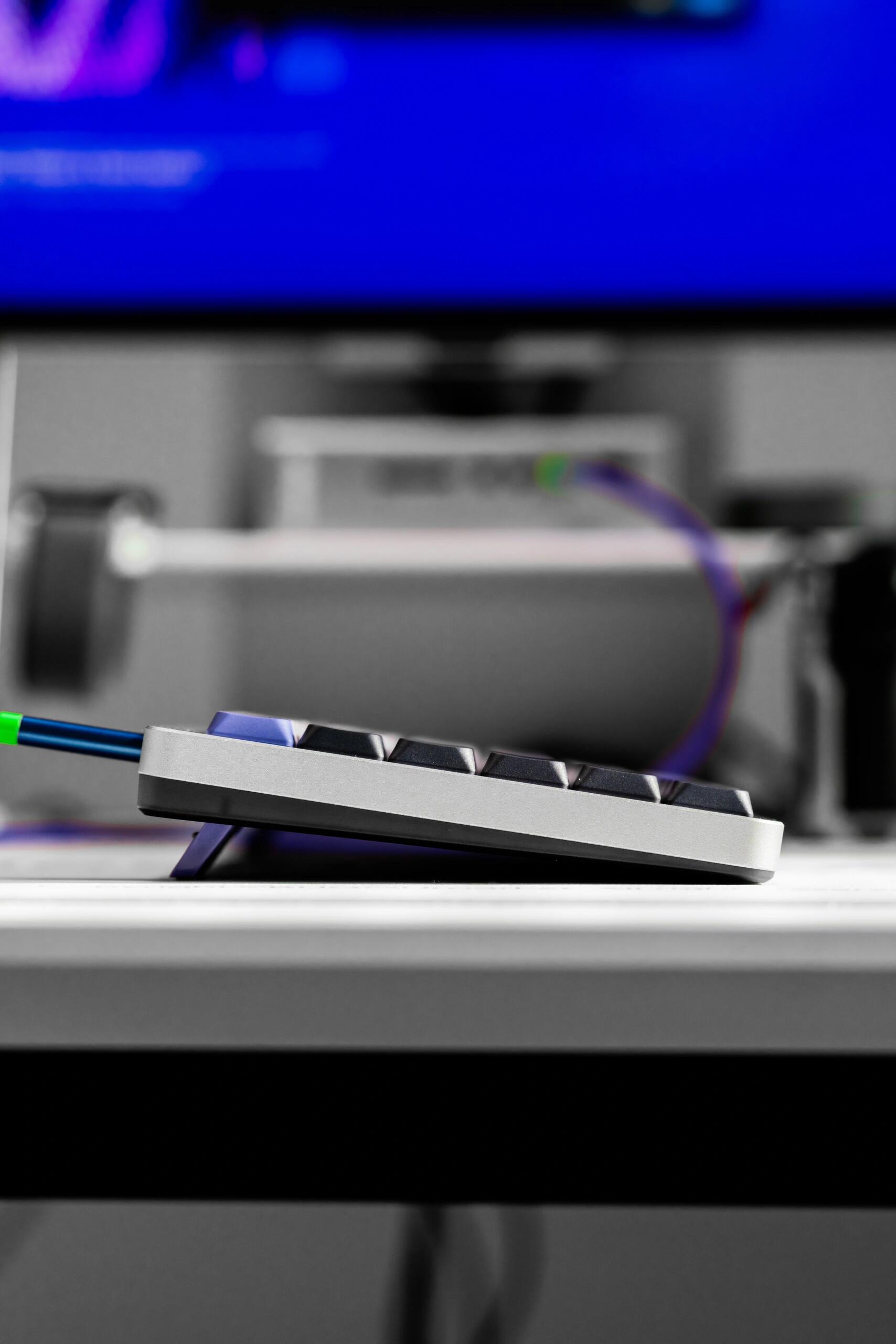 NuPhy Air 75 HE: Compact Keyboard with 8K Polling Rate and Ultra-Low Latency