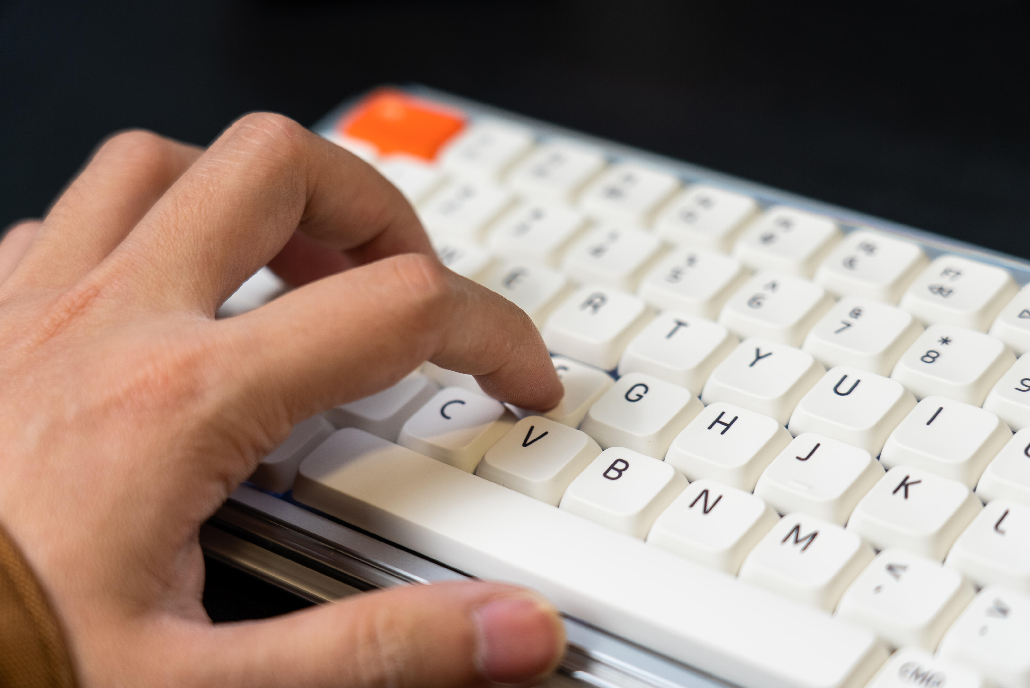 MelGeek O2 Tri-Mode Low-Profile Mechanical Keyboard: The Ultimate Mac Accessory