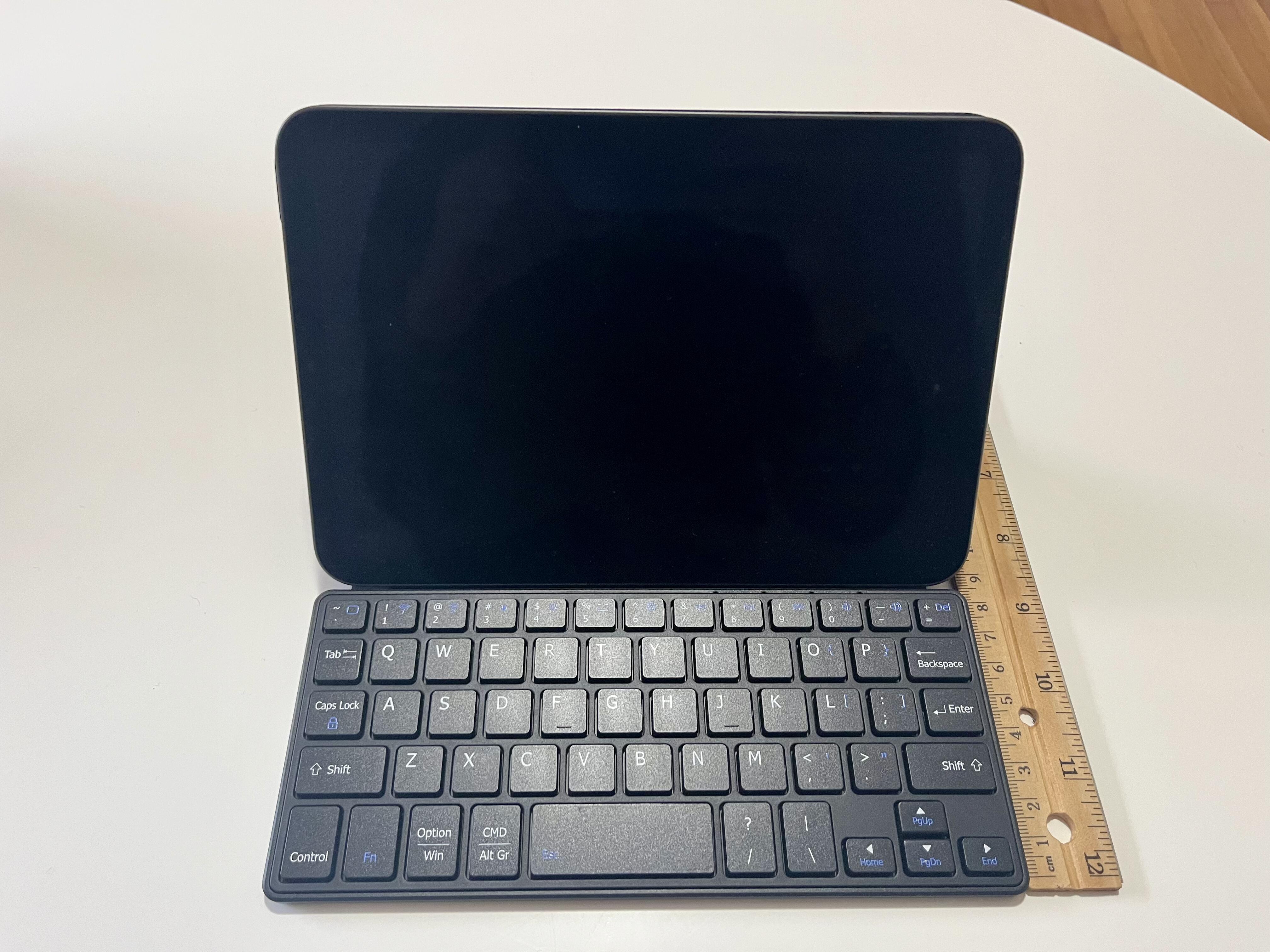 Mini Keyboard Review: Compact, Cute, and Perfect for Bedtime Typing