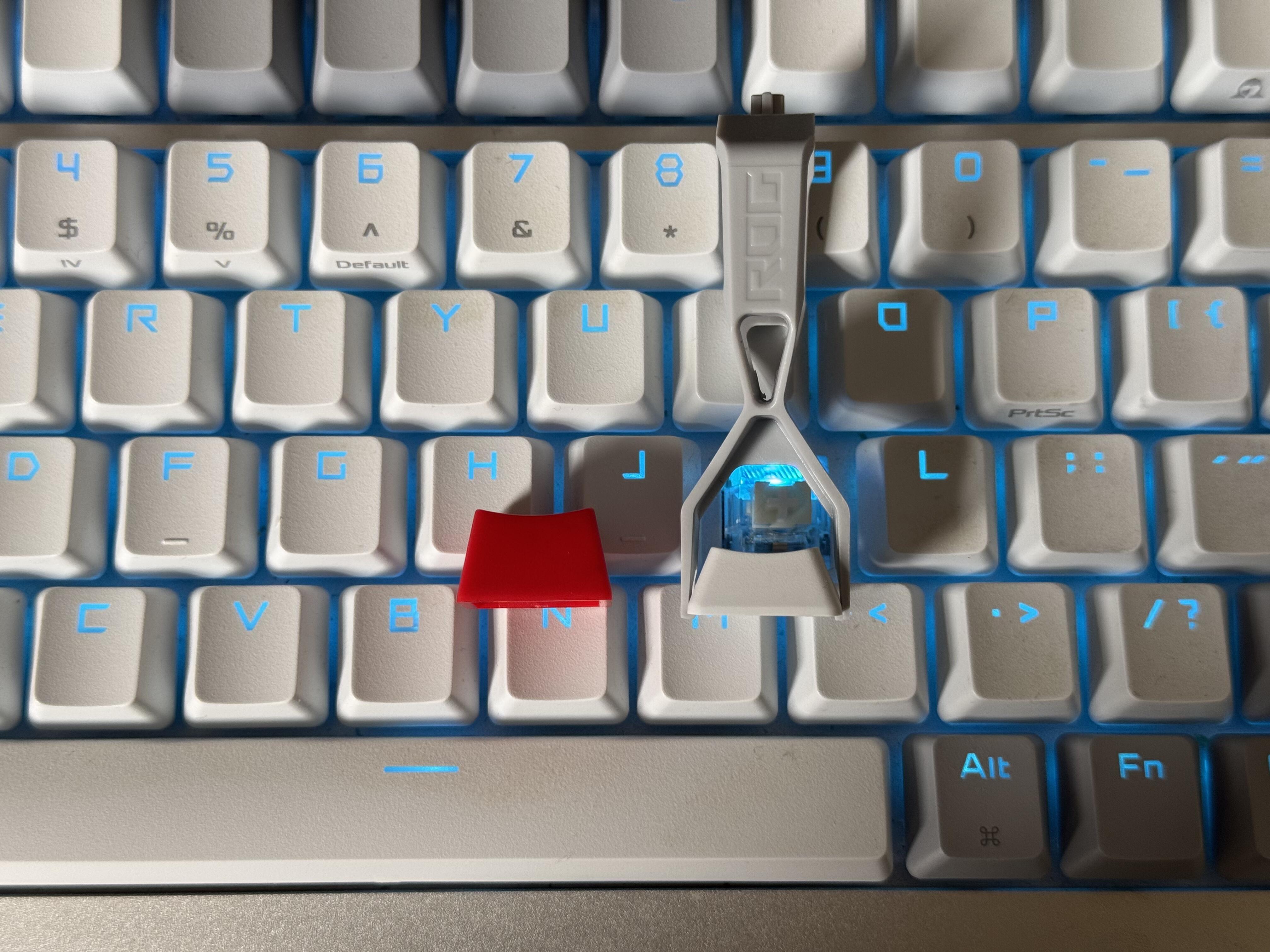KFC Keycaps Compatibility Issues with ROG Keyboards: Installation and Height Concerns