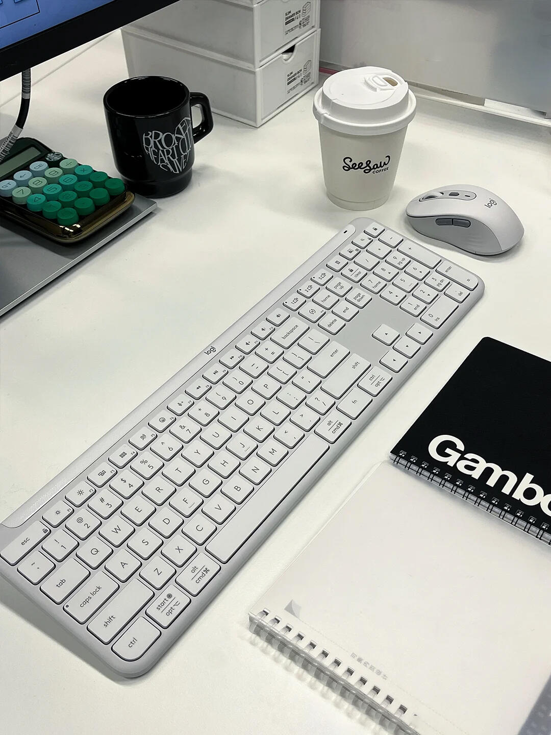 K950 Keyboard and M750 Mouse Combo: Affordable Wireless Alternative to MX Keys