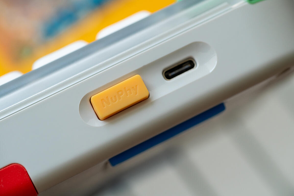 NuPhy Kick75 Review: Innovative Design and Customizable Low-Profile Keyboard