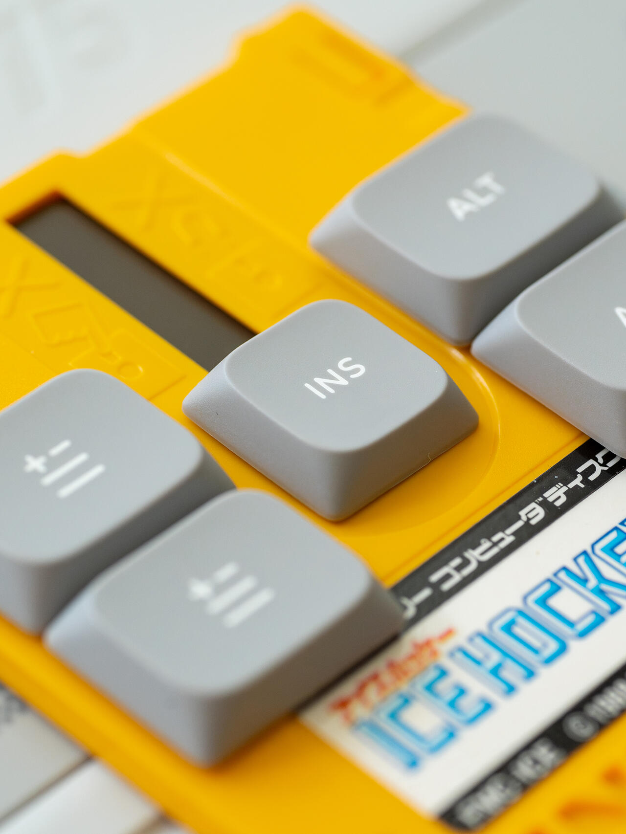 NuPhy Kick75 Review: Innovative Design and Customizable Low-Profile Keyboard