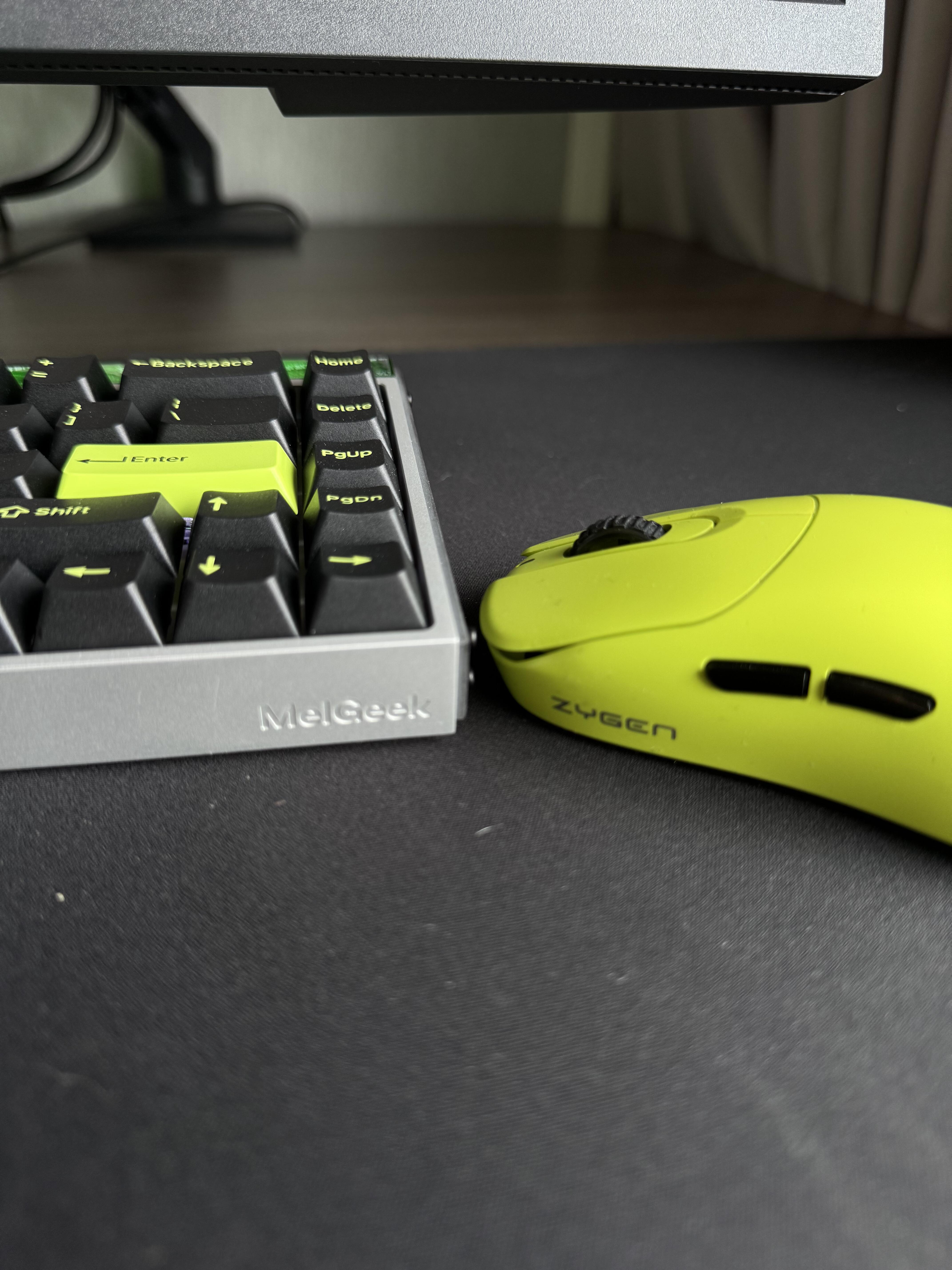 2025 Best-Looking Peripheral Combo: MelGeek made68ultra & Vaxee np-01s v2 Review