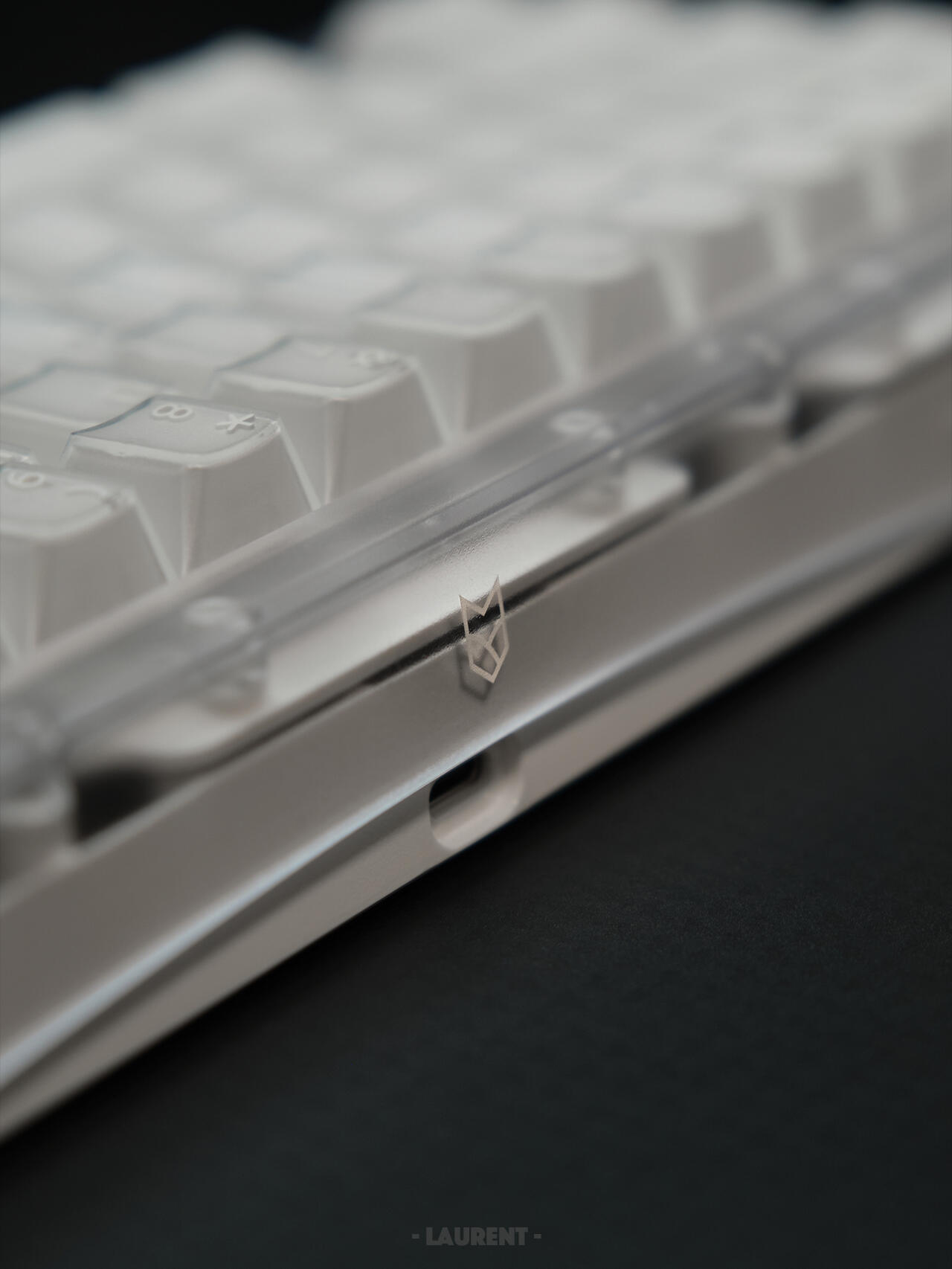 Bauer Lite × X-RAY Edition Review: Transparent Tech Design by OMNITYPE and Mod Musings Studio