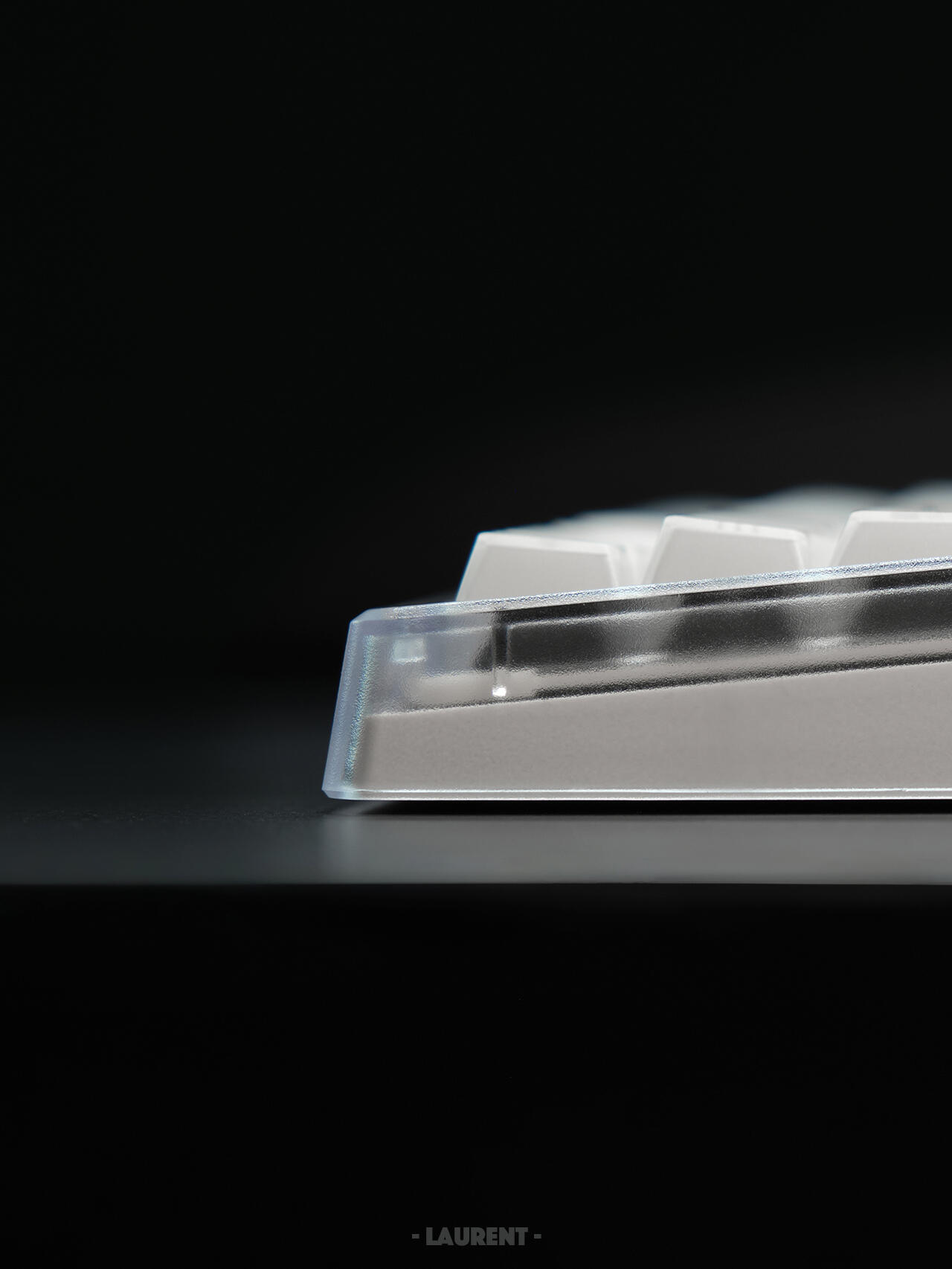 Bauer Lite × X-RAY Edition Review: Transparent Tech Design by OMNITYPE and Mod Musings Studio