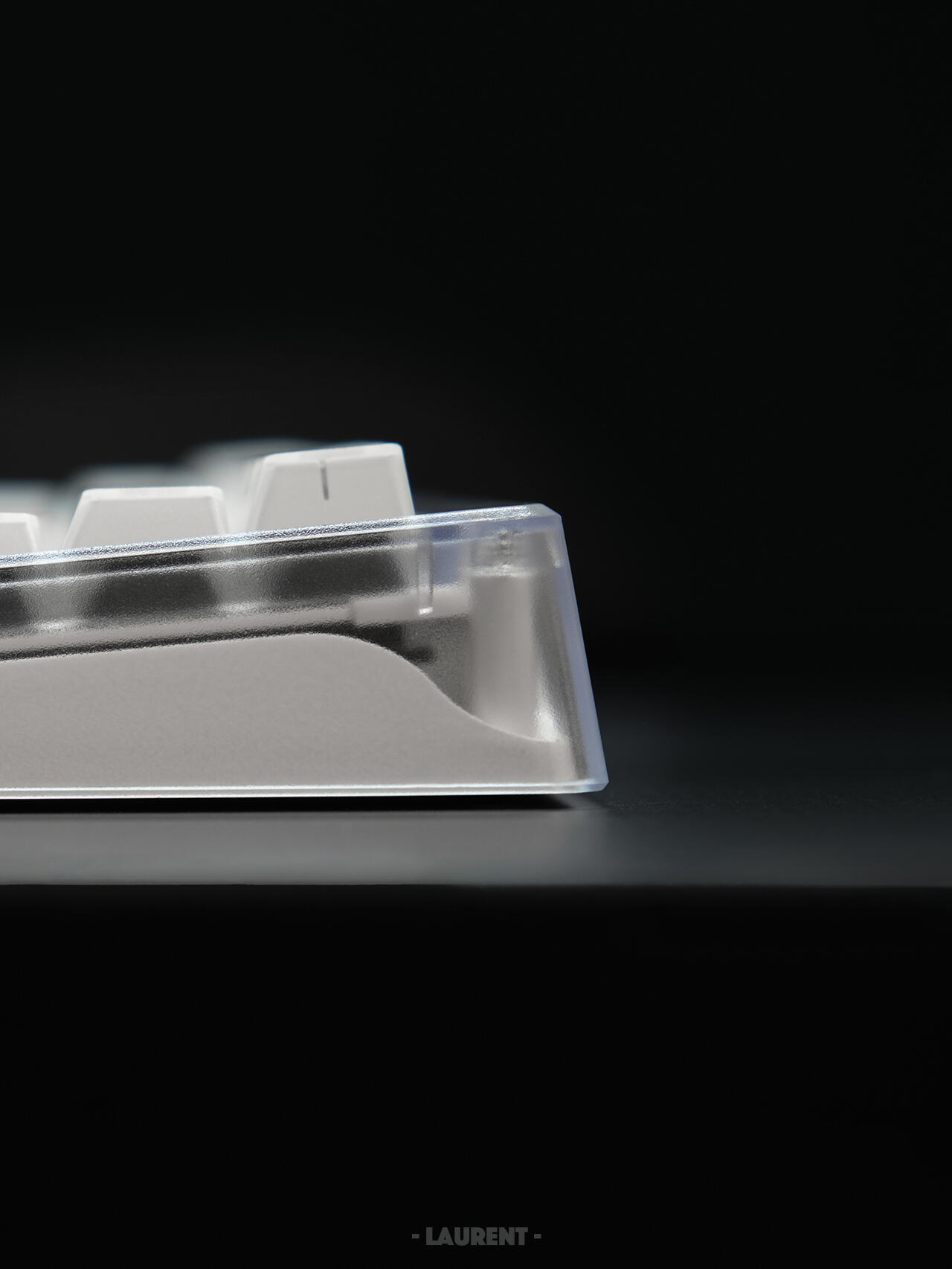 Bauer Lite × X-RAY Edition Review: Transparent Tech Design by OMNITYPE and Mod Musings Studio