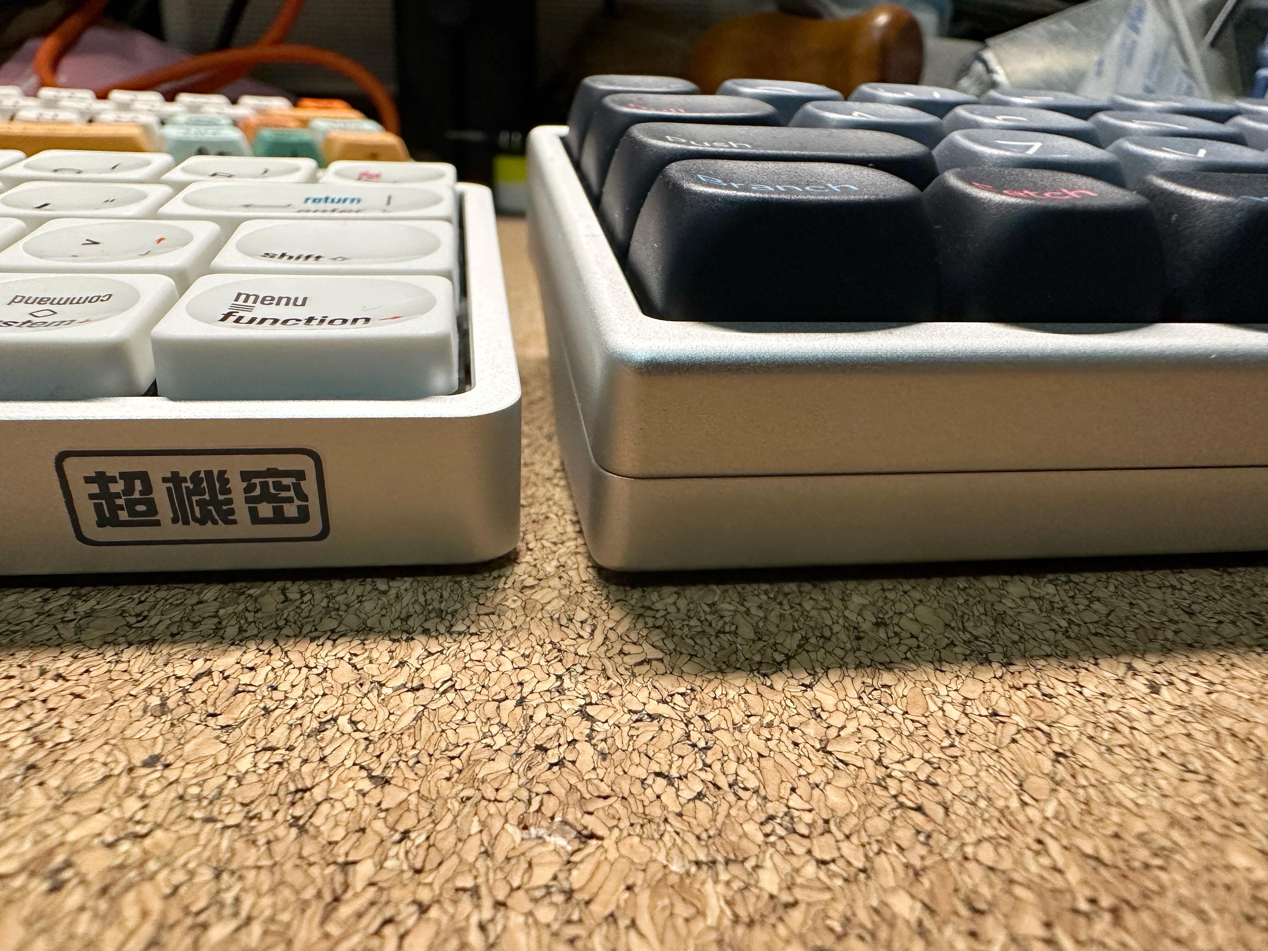 @40||| 40-Key Low-Profile Keyboard Review: Tri-Mode, Vial Support, and Kaihua Lonely Island Pink Switches