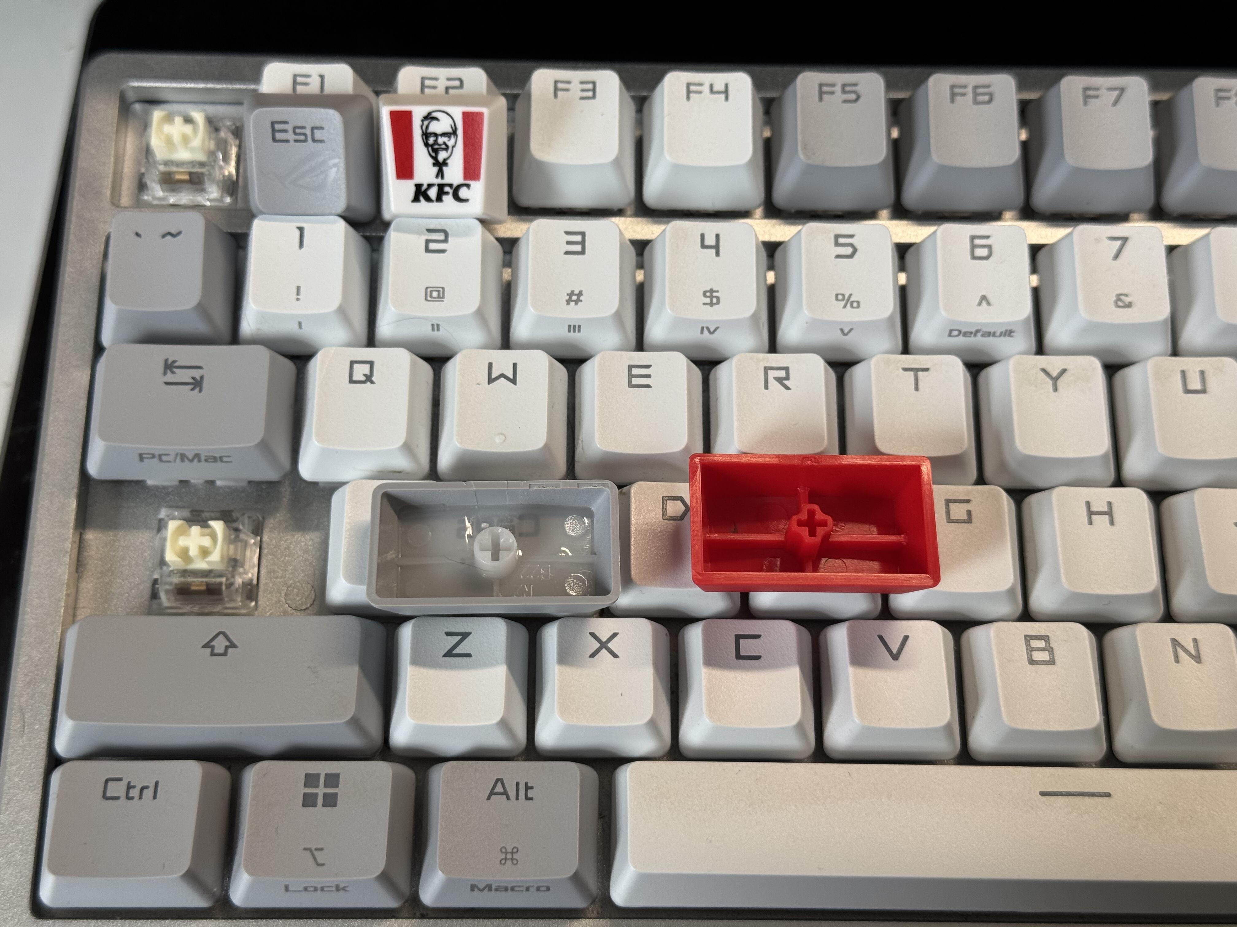 KFC Keycaps Compatibility Issues with ROG Keyboards: Installation and Height Concerns